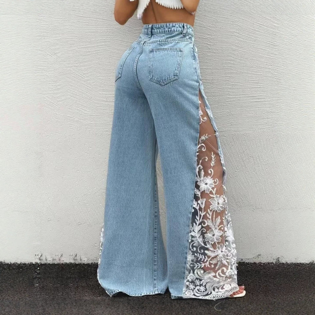 Midnight Bloom Floral Lace Jeans mit handgefertigten Spitzendetails