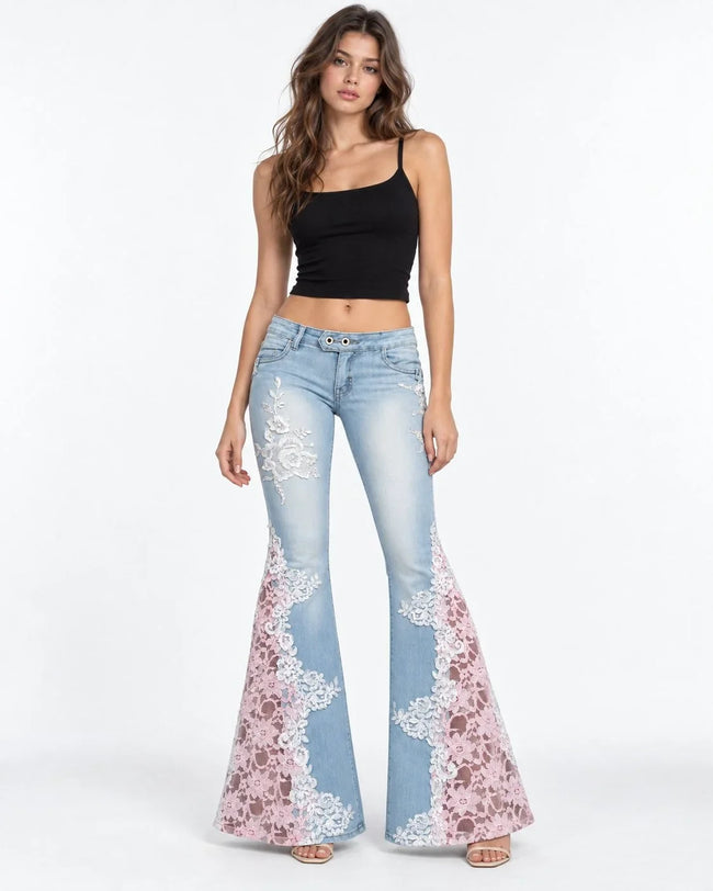 Blossom Lace™ | Jeans mit handgefertigten Spitzendetails