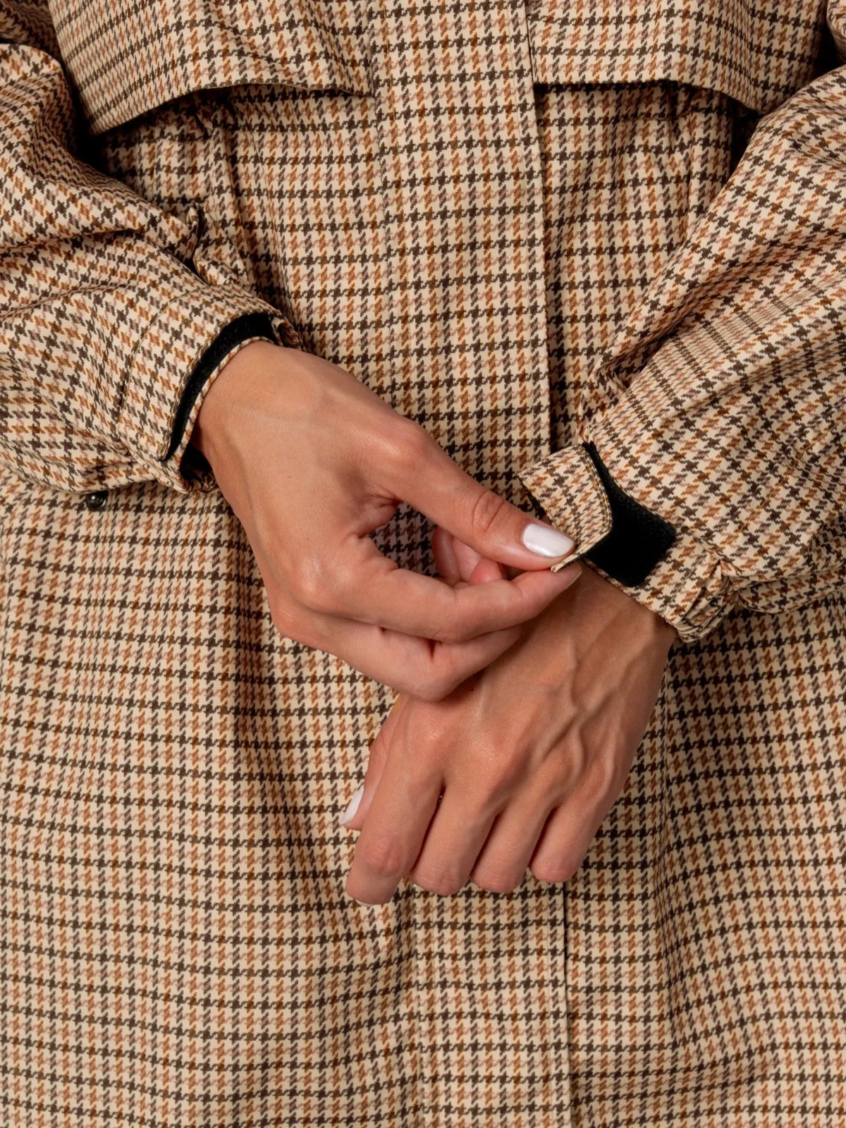 STM-TEX™ Beige Houndstooth Elevated Long Breathable Raincoat