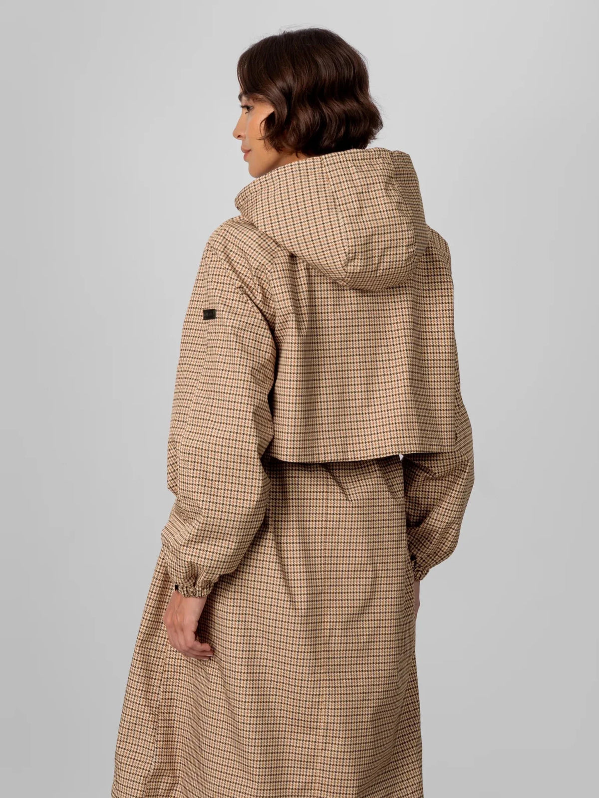 STM-TEX™ Beige Houndstooth Elevated Long Breathable Raincoat