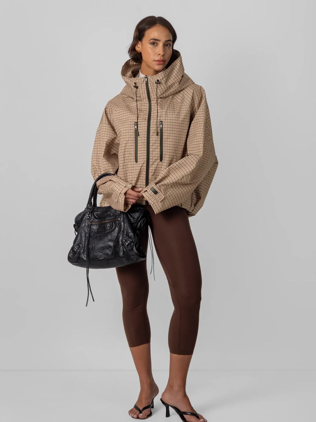 STM-TEX™ One Size Beige Houndstooth Short Oversized Rain Jacket