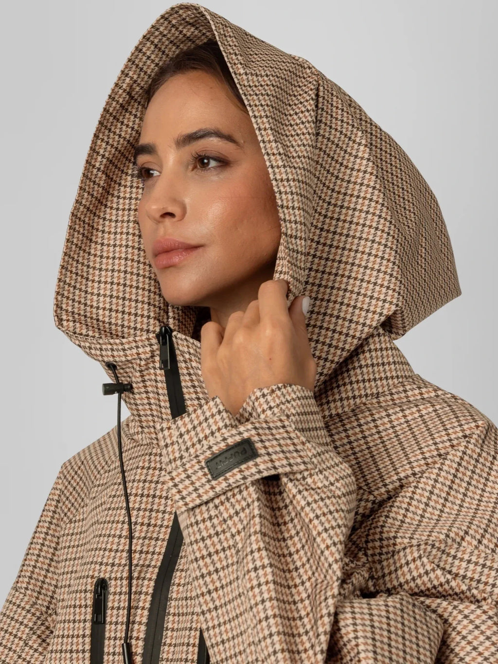 STM-TEX™ One Size Beige Houndstooth Short Oversized Rain Jacket